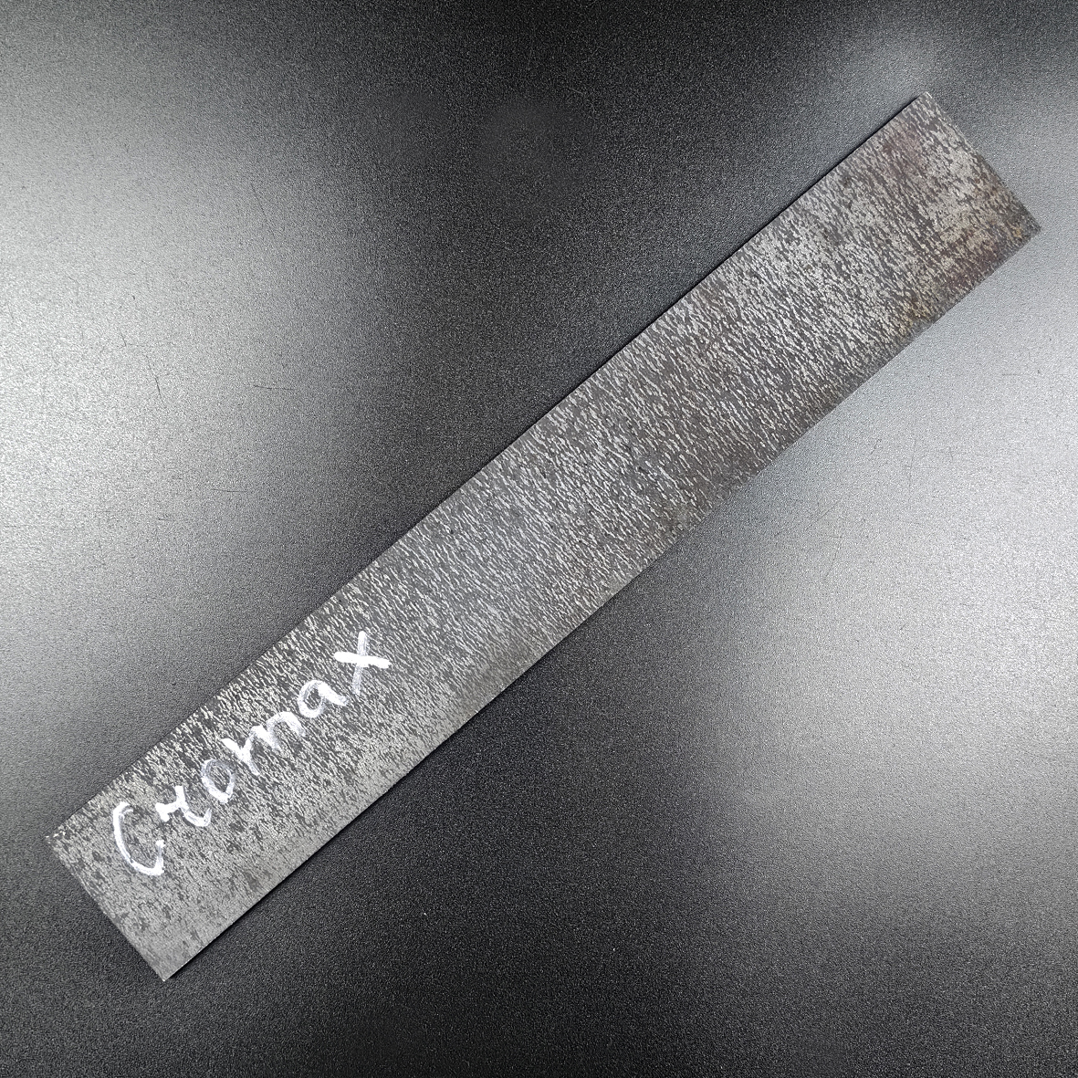 Заготовка для ножа из стали Cromax PM размеры: 250х40х2.5 мм